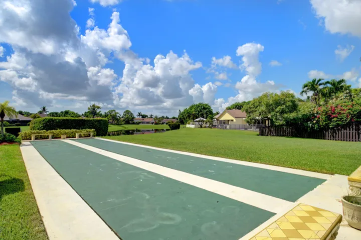 Woodlake Clubhouse