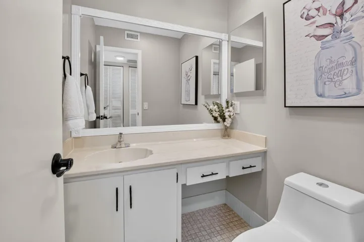 Half Bath - 2833 SW 6 St., Delray Bch