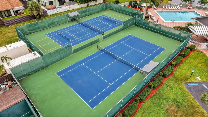 Woodlake Tennis & Pickleball