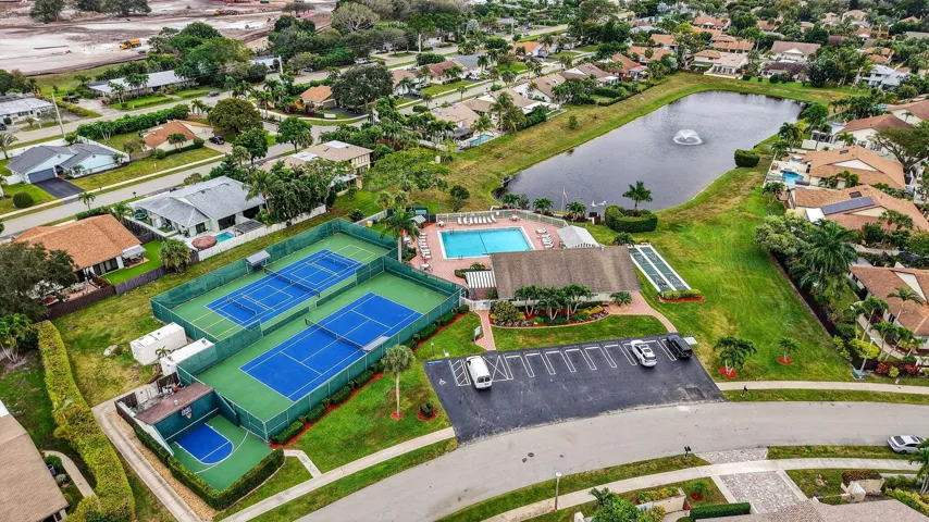 Woodlake Clubhouse