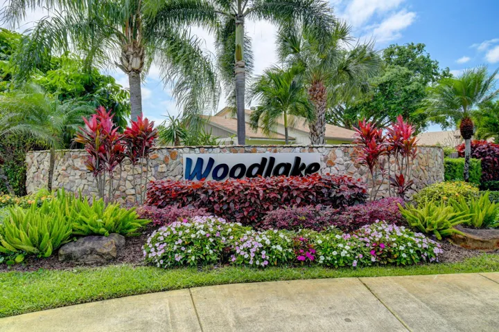 Woodlake Entrance