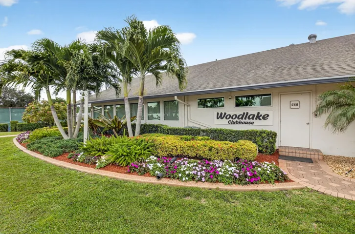 Woodlake Clubhouse