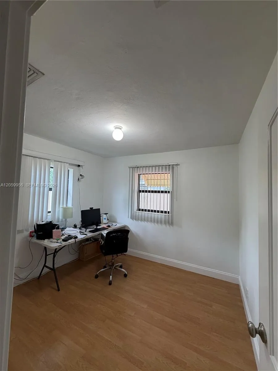 2nd Bedroom