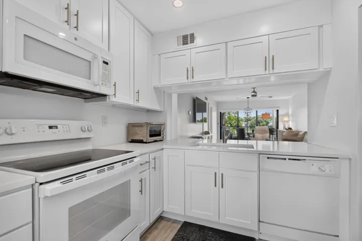 kitchen 6