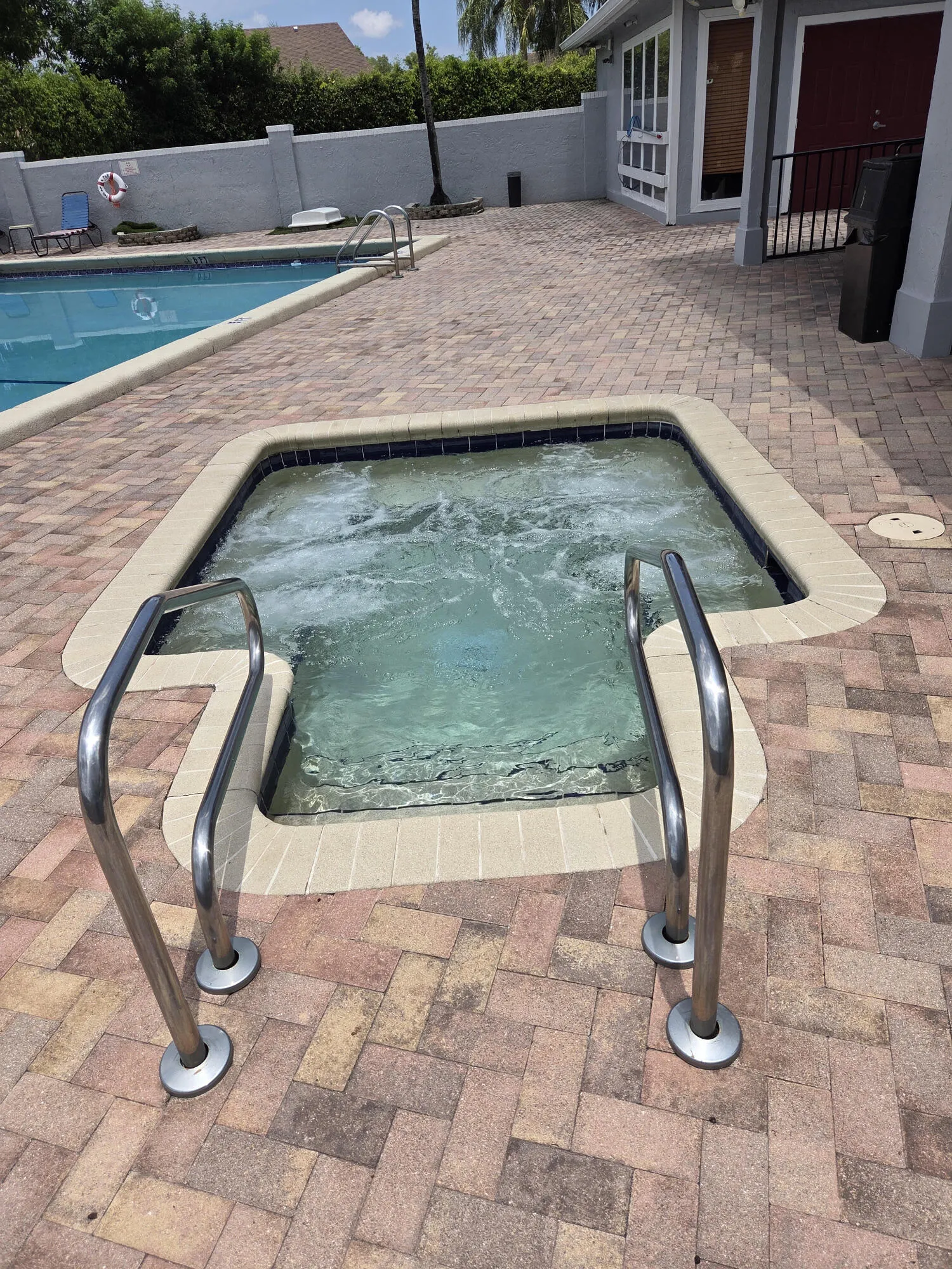 Heated Spa with timer