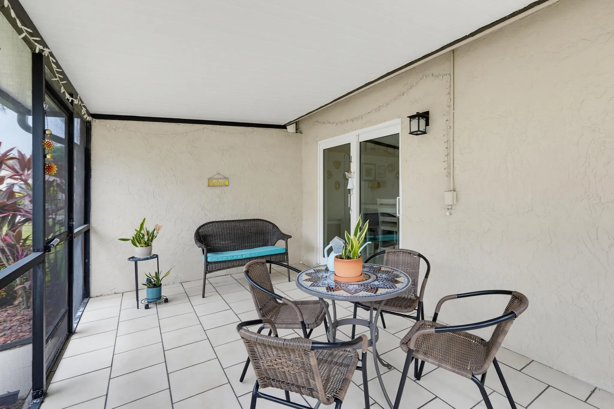 Nice, covered area for outdoor living