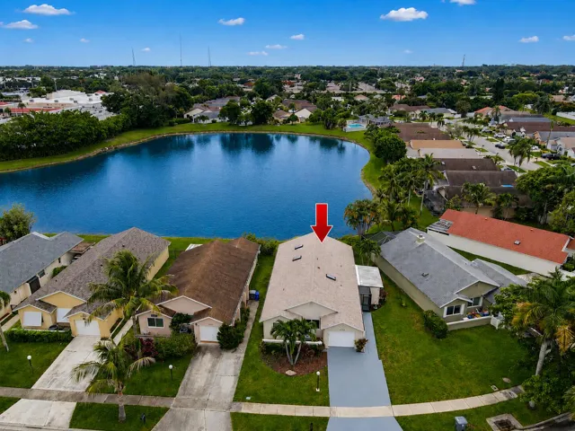Terrific view right in the center of the lake