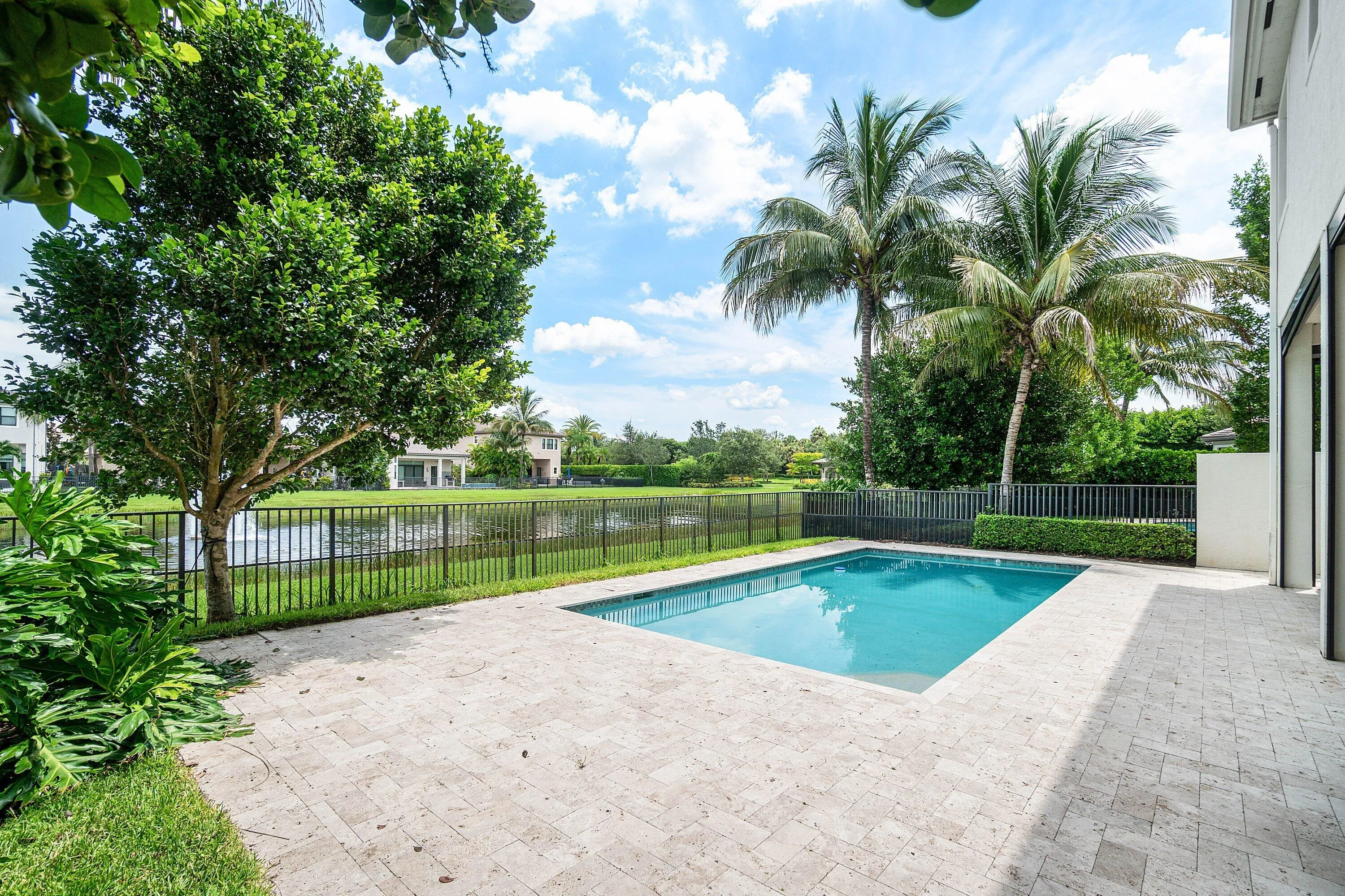 060-9747VitrailLane-DelrayBeach-FL-33446