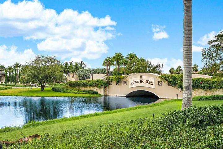 069-9747VitrailLane-DelrayBeach-FL-33446