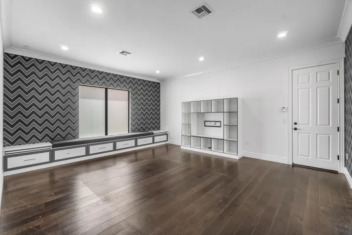 049-9747VitrailLane-DelrayBeach-FL-33446