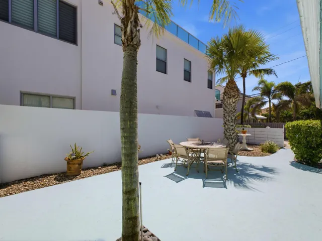 Courtyard 2