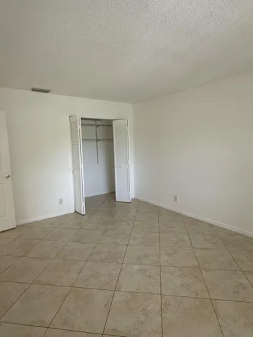 2nd bedroom closet
