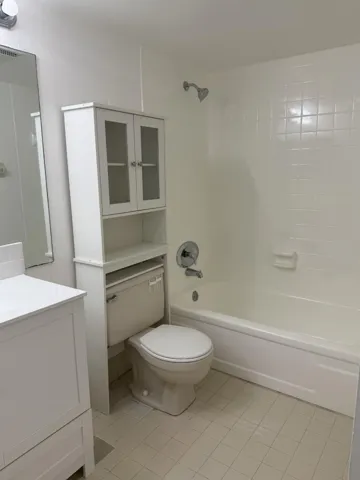 2nd bedroom bathroom