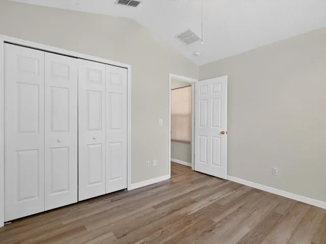 29-001 459 Halstead Dr - David Allen Pro