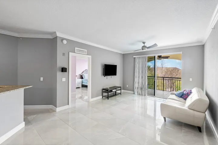 012-1411RenaissanceWay-BoyntonBeach-FL-3
