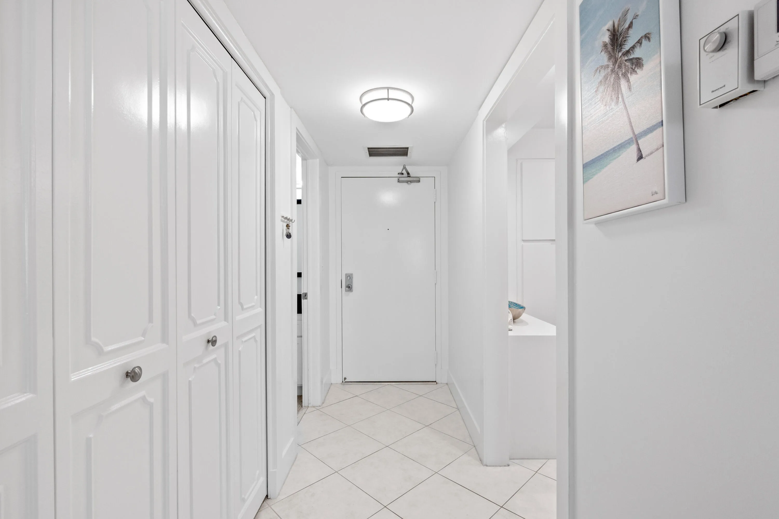 entrance:hallway closet