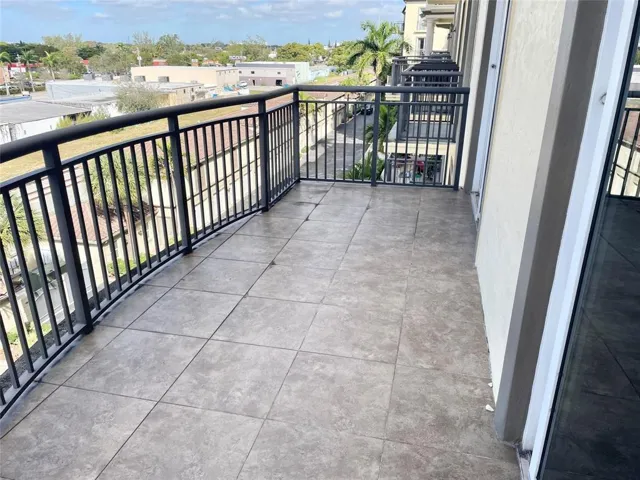 Stock balcony
