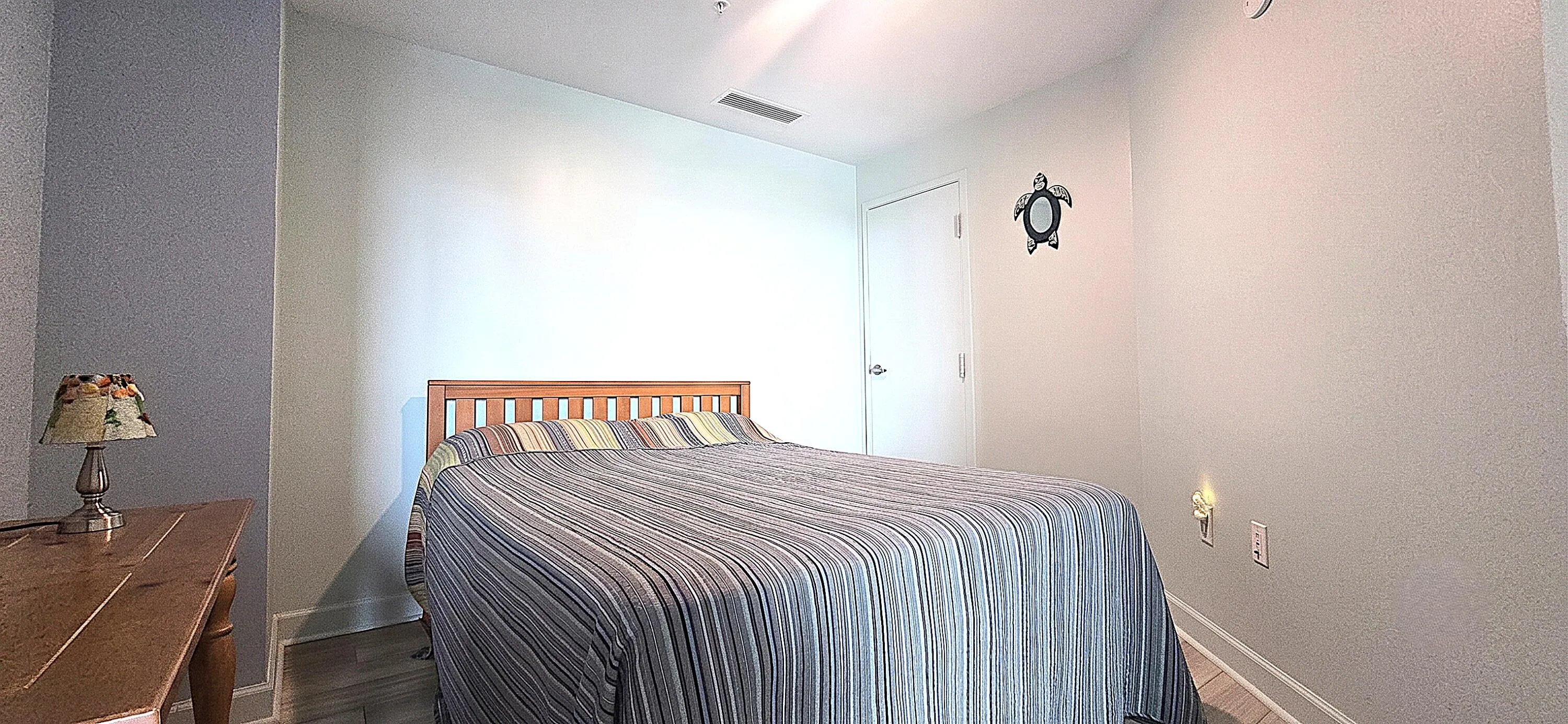 Bedroom/Den/Office