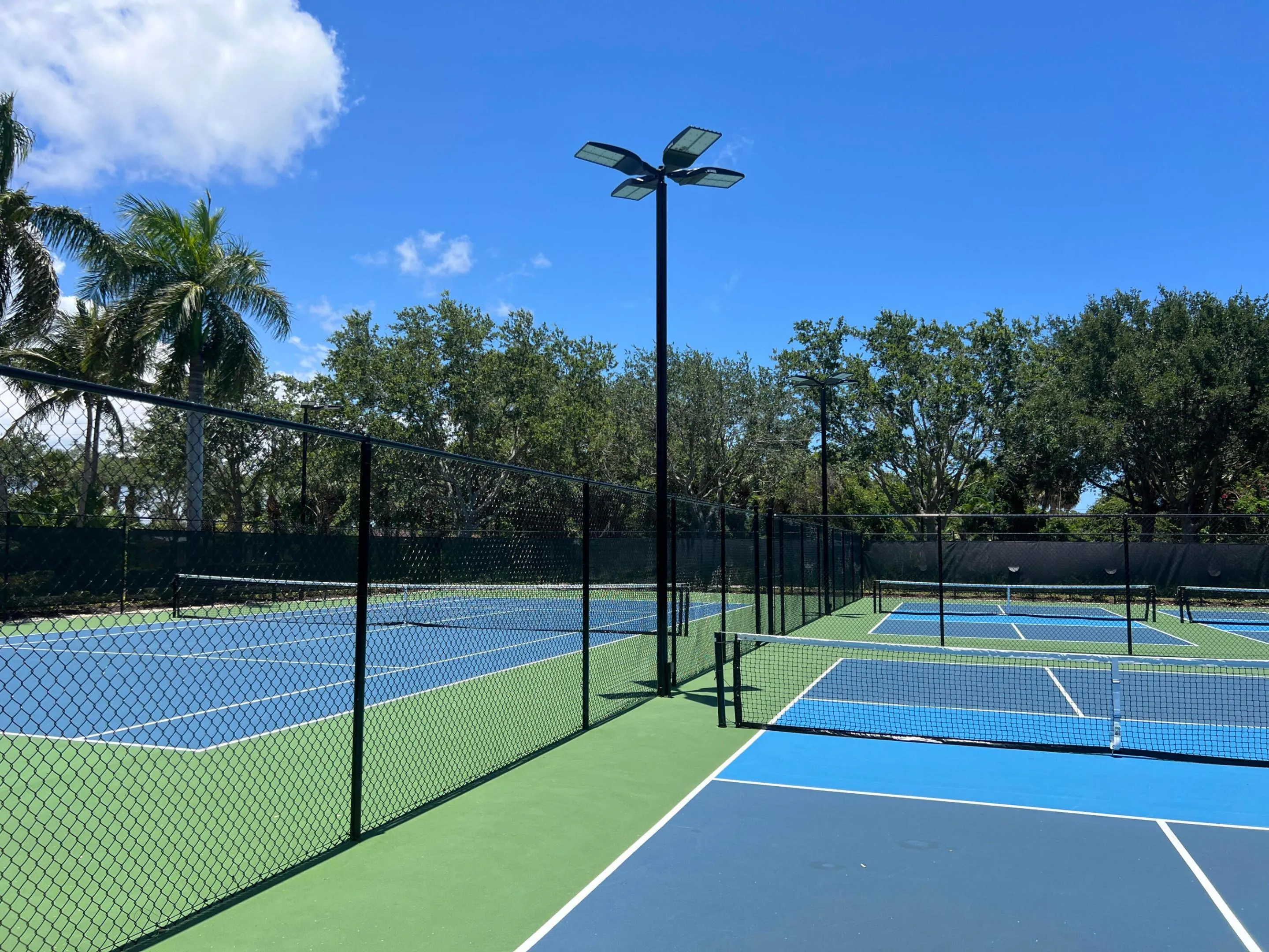 Tennis & Pickleball