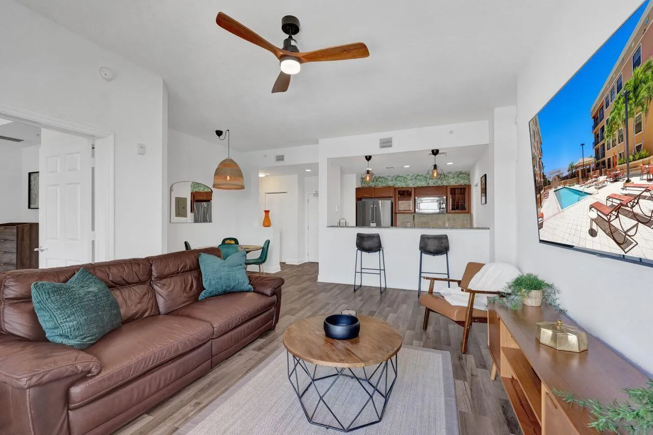located in the historic district of Lake Worth Beach
