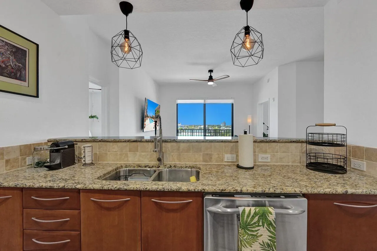 granite countertops and stainless steel appliances