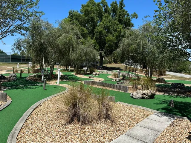 OTOW Miniature Golf