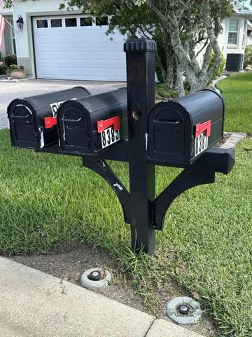 Curbside mail & trash pick-up