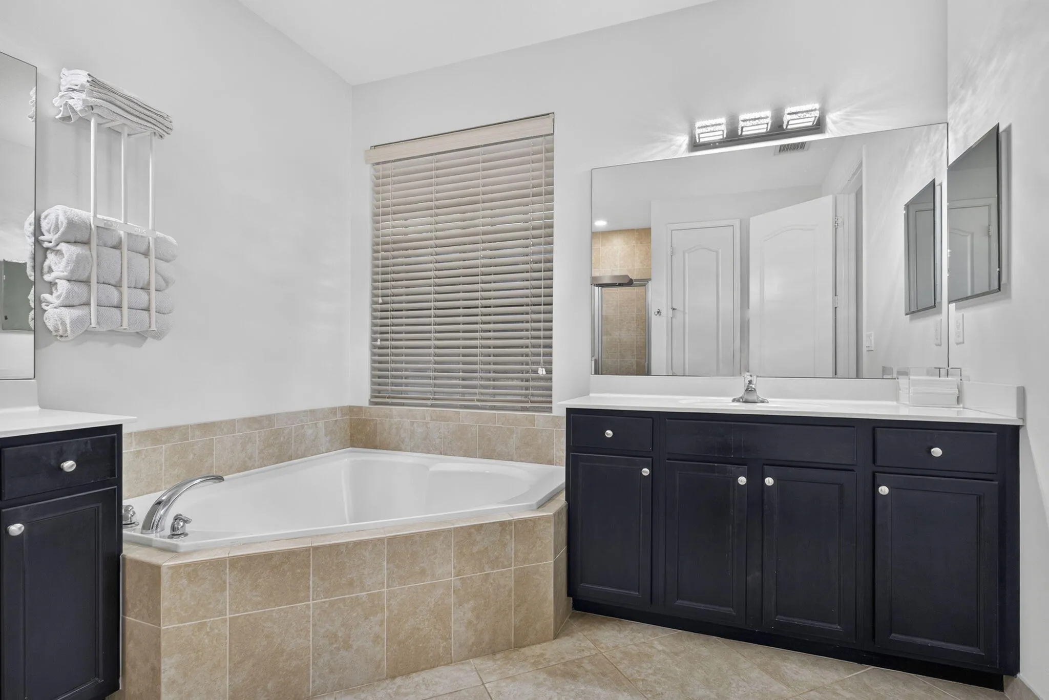 29-web-or-mls-BS1A4999
