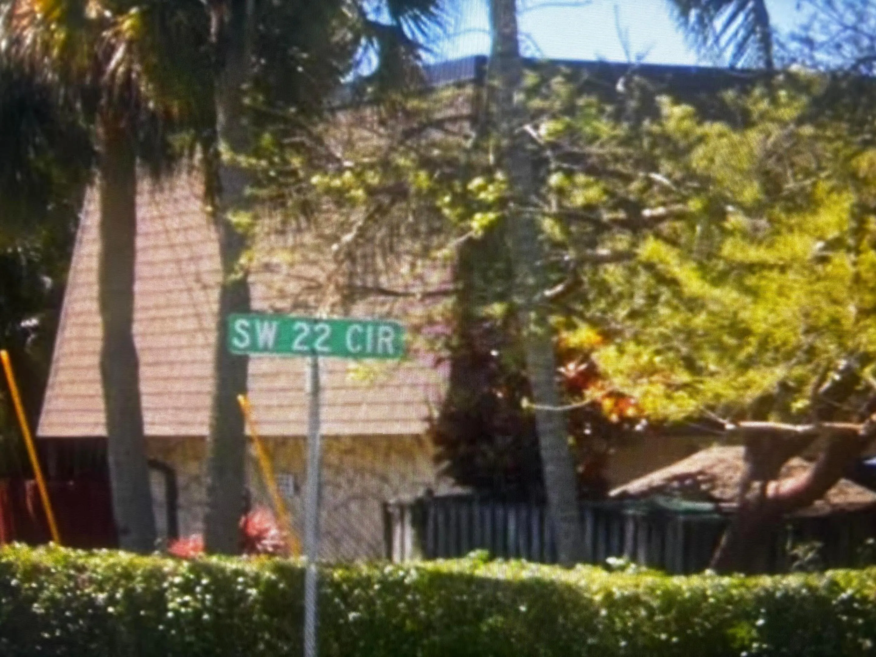 Street SW 22 Cir