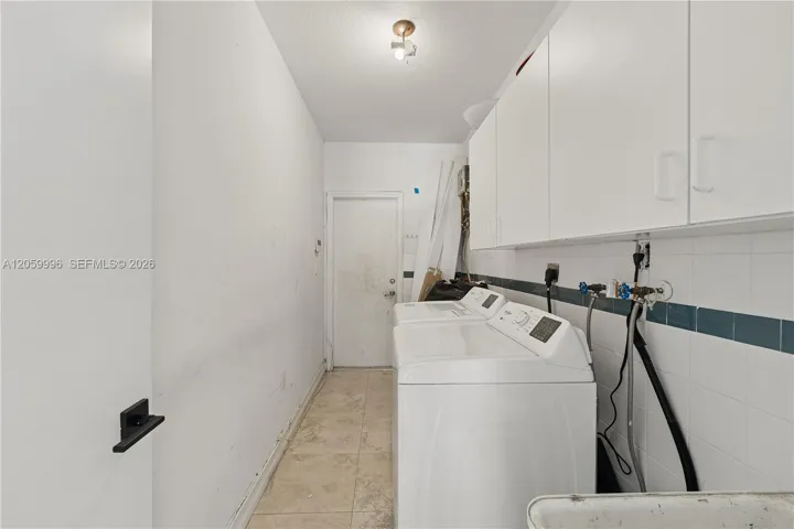 Photo 34