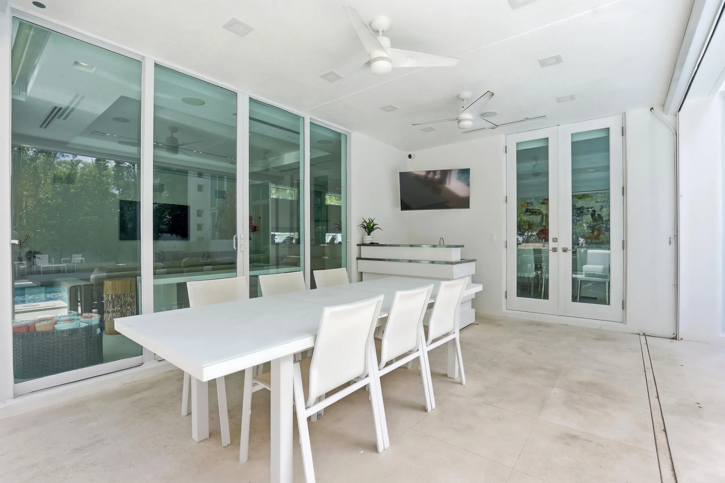 Dining room outside