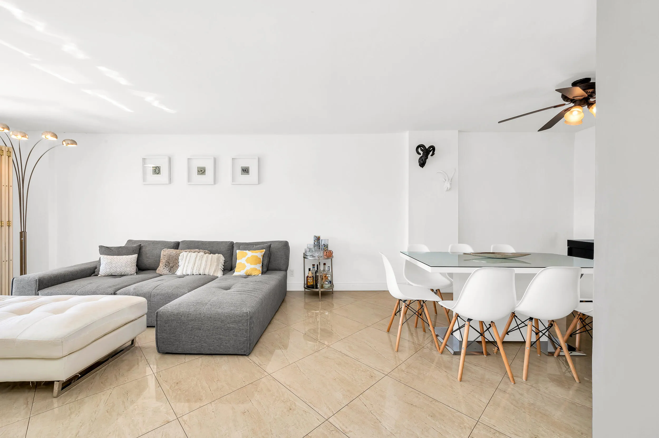 Living Room/Dining Room