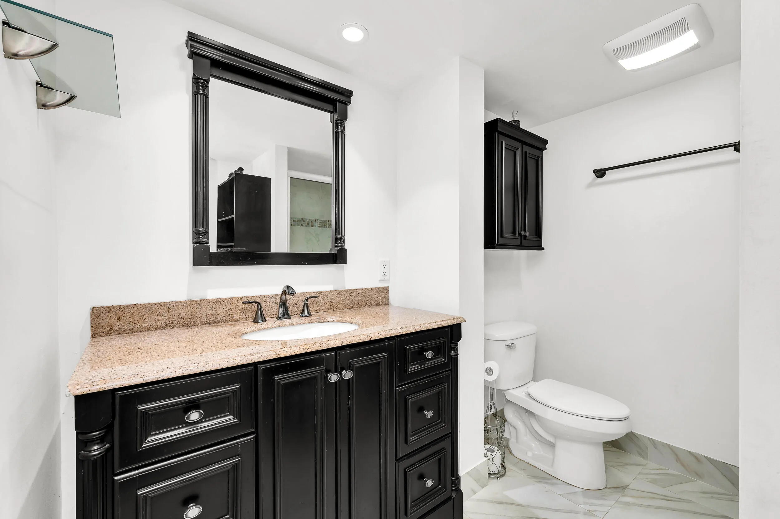 En Suite Bathroom