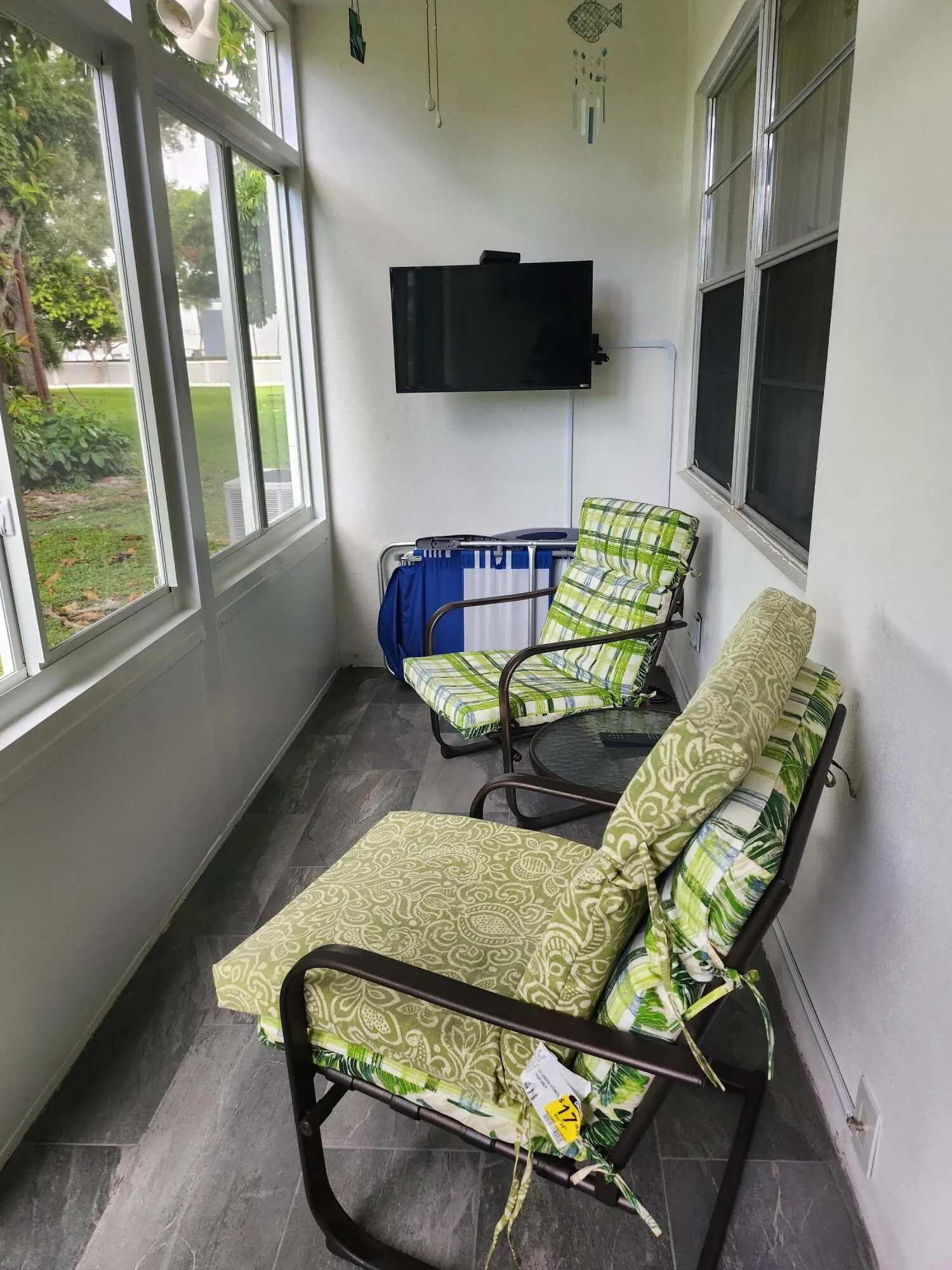 74 Newport E Deerfield outside patio4
