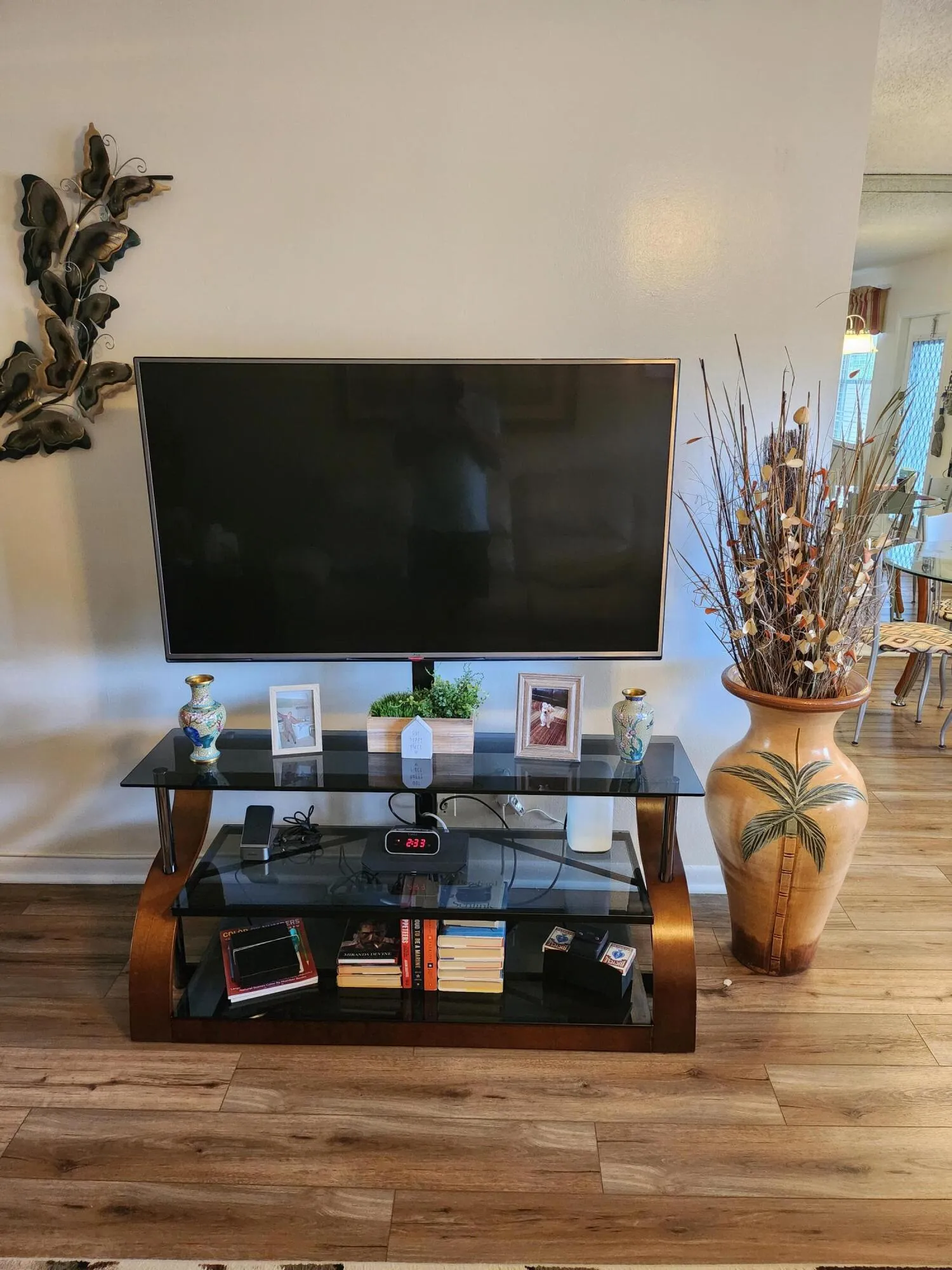 74 Newport E Deerfield TV