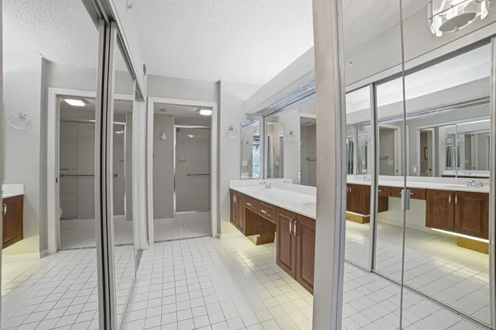 Bedroom2-Bathroom