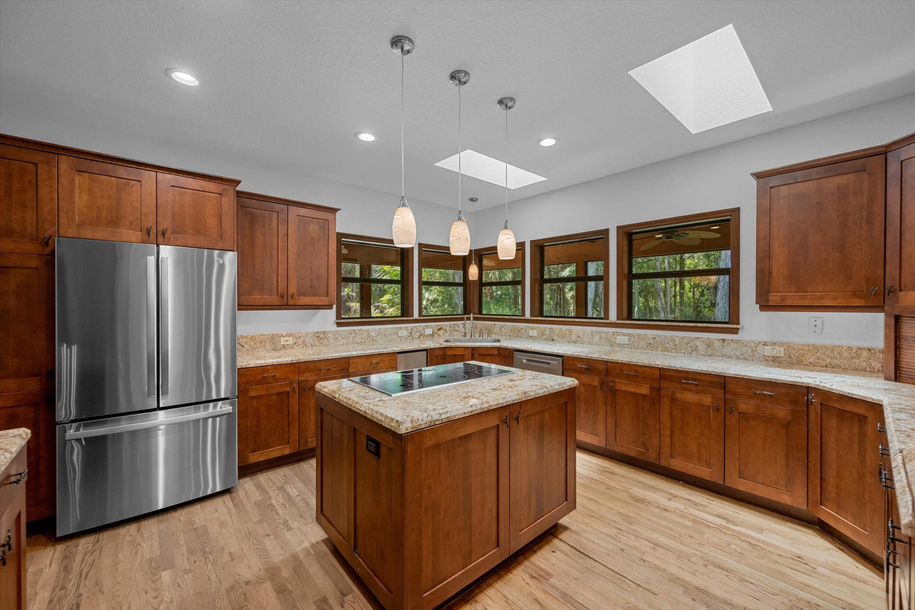 Island W/ Induction Stove