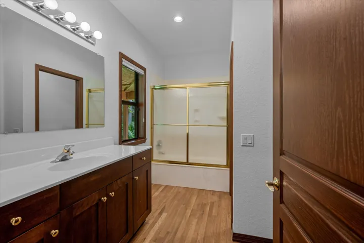 Guest Bath 2
