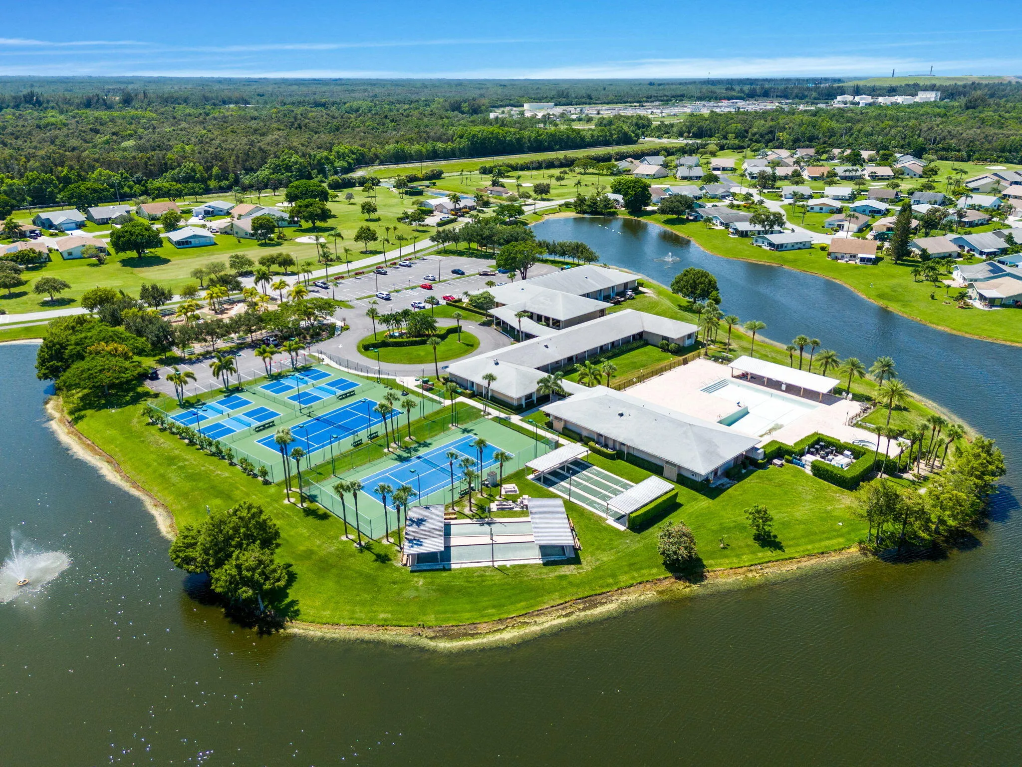 Club House & Amenities