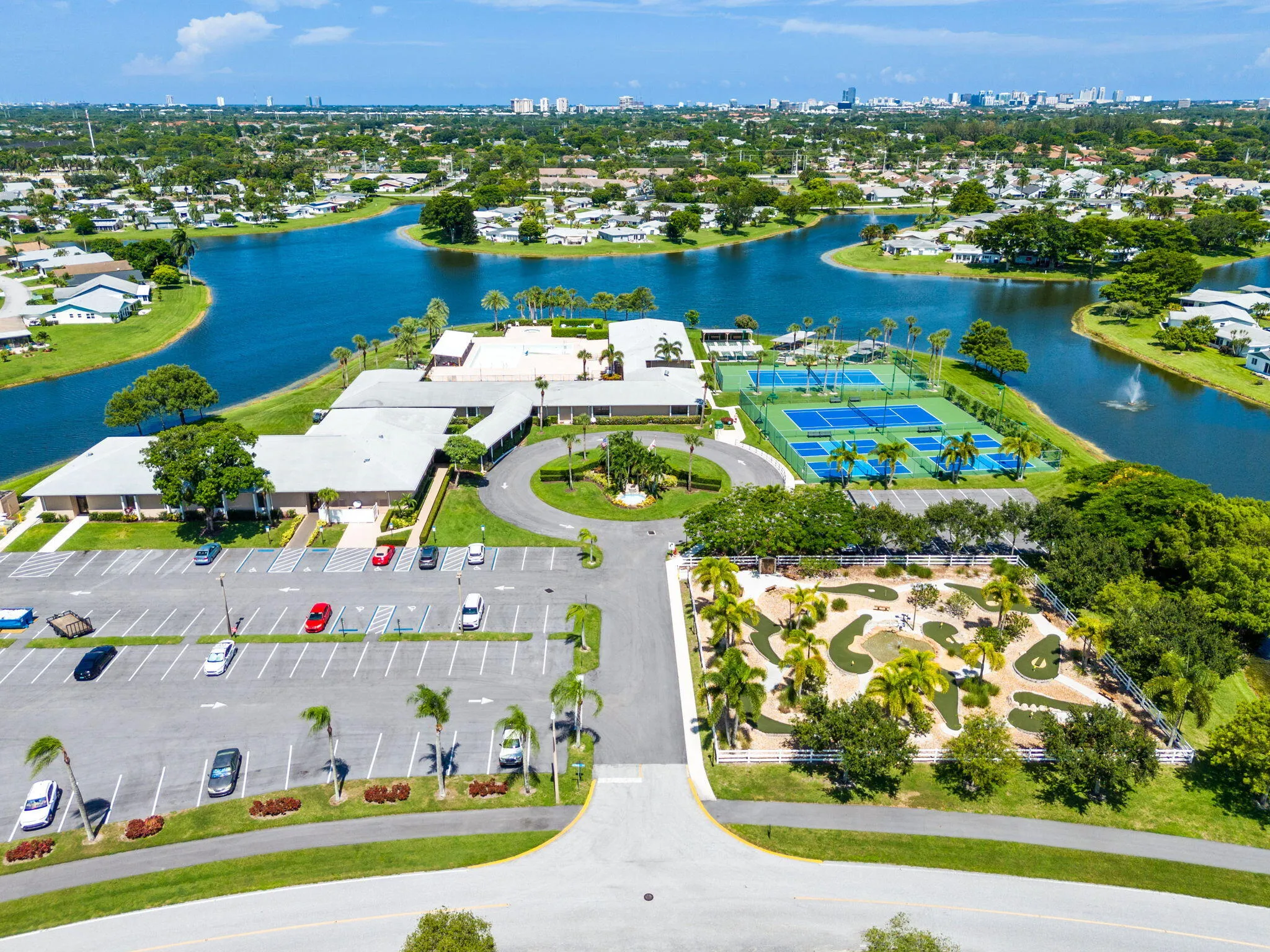 Club House & Amenities