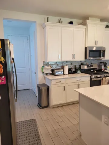 19771 RUGGED TRUNK KITCHEN AND PANTRY HA