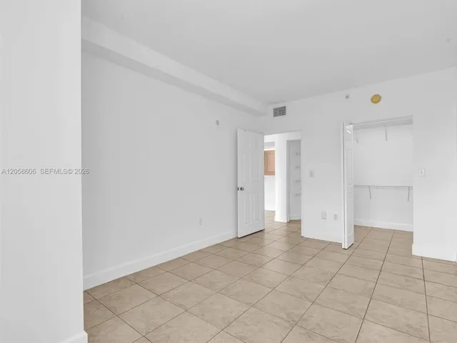 Douglas Grand Condo FOR SALE 50 MENORES AVE APT 518 CORAL GABLES, FL 33134