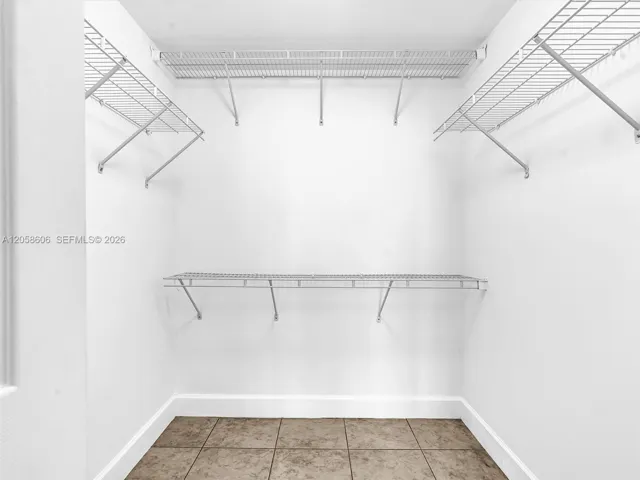 Douglas Grand Condo FOR SALE 50 MENORES AVE APT 518 CORAL GABLES, FL 33134