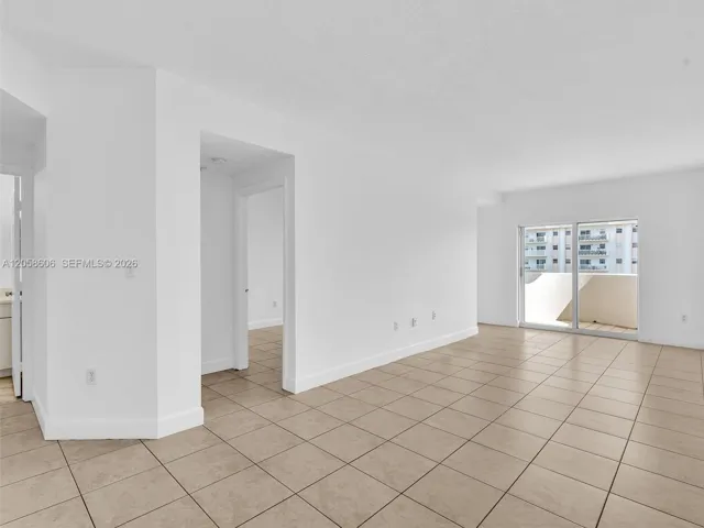 Douglas Grand Condo FOR SALE 50 MENORES AVE APT 518 CORAL GABLES, FL 33134