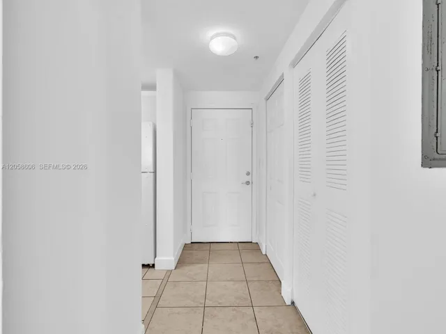 Douglas Grand Condo FOR SALE 50 MENORES AVE APT 518 CORAL GABLES, FL 33134