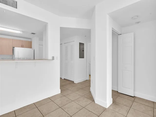 Douglas Grand Condo FOR SALE 50 MENORES AVE APT 518 CORAL GABLES, FL 33134