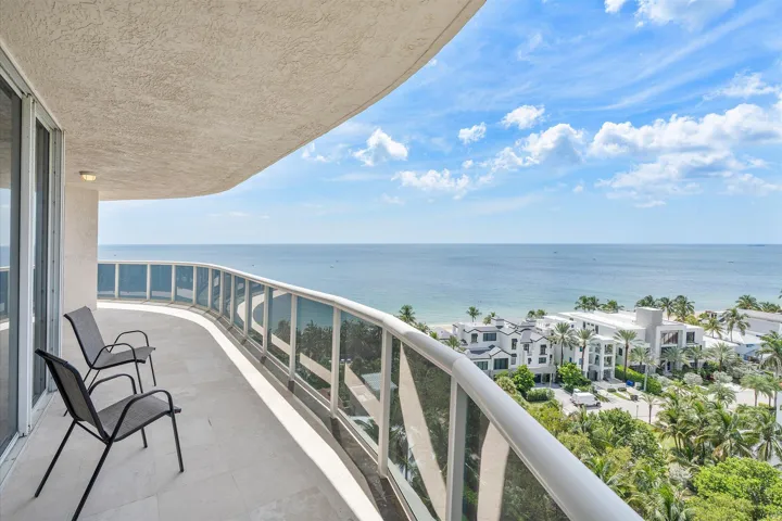 01-3100 N Ocean Blvd apt 1210_057