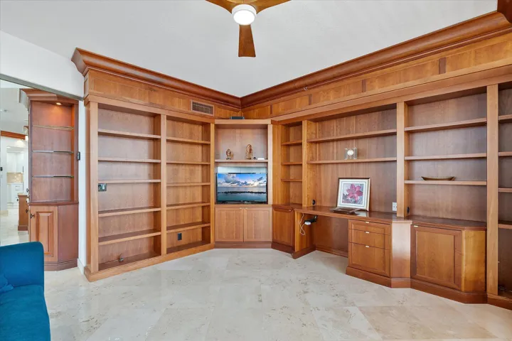 32-3100 N Ocean Blvd apt 1210_033