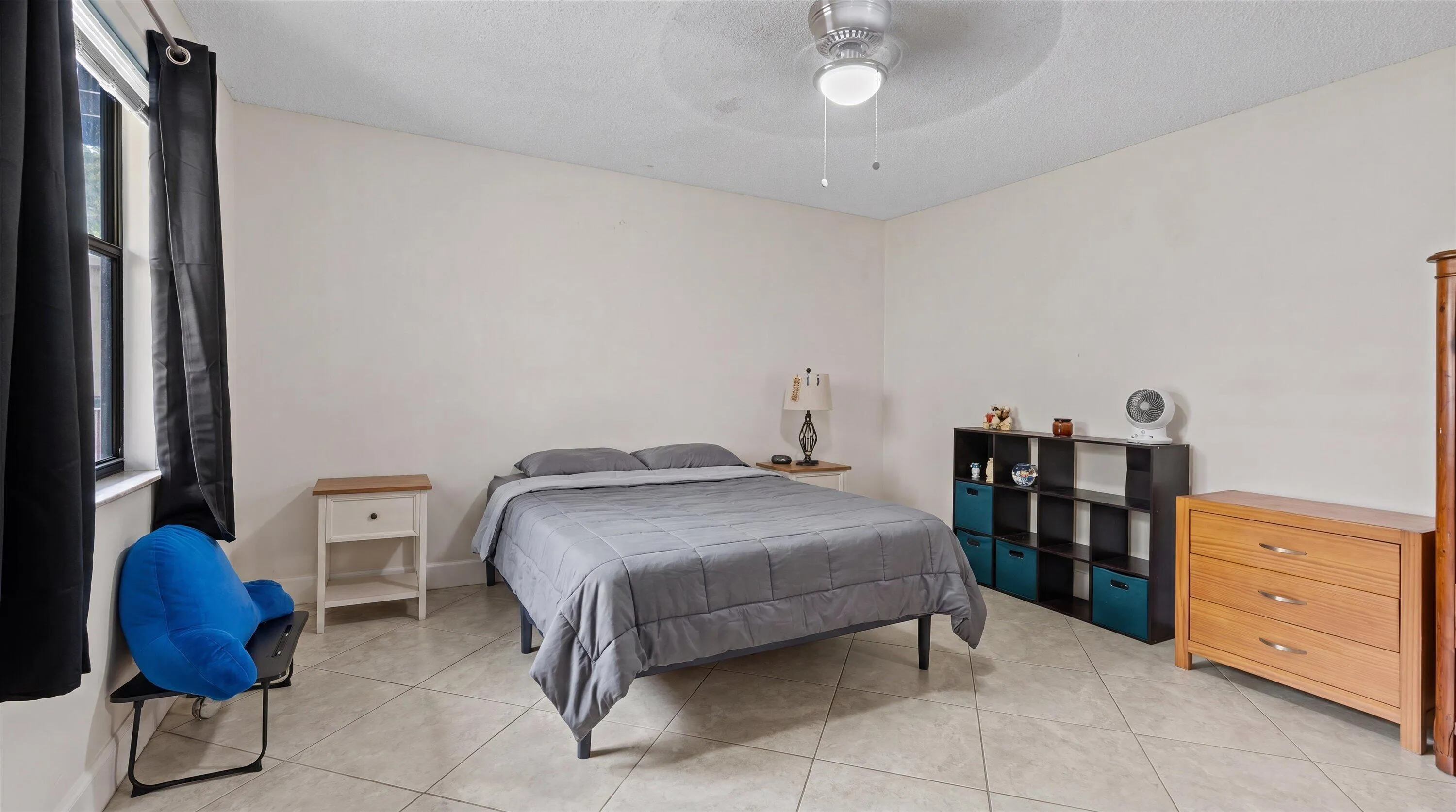 13-1303 Lakeview Dr E 13