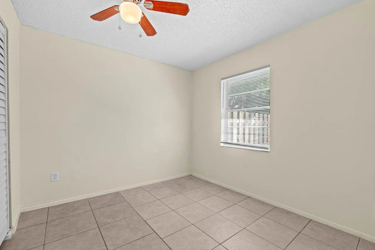011-4863GulfstreamRoad-LakeWorthBeach-FL
